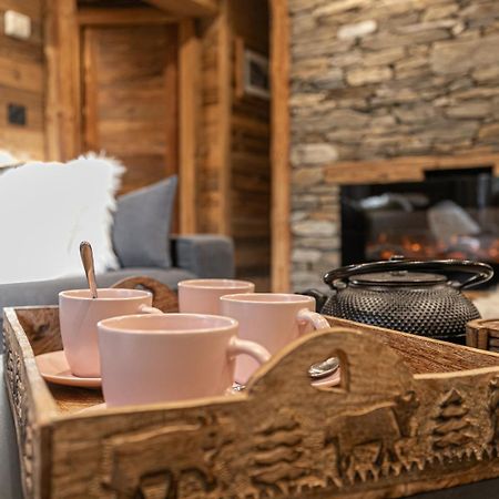 Chalet Les Cocales Residence Sejour Et Nuitees B&B - Appartement Pin Cembro Bessans Bagian luar foto