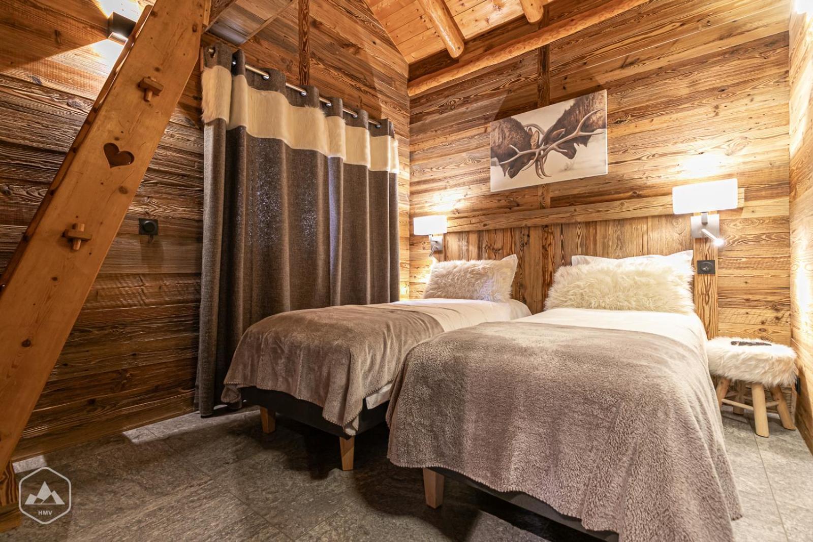 Chalet Les Cocales Residence Sejour Et Nuitees B&B - Appartement Pin Cembro Bessans Bagian luar foto